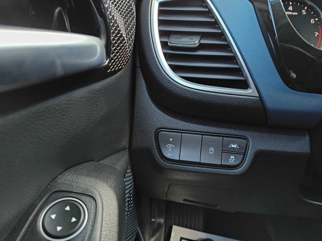 2023 Kia Seltos S photo 21