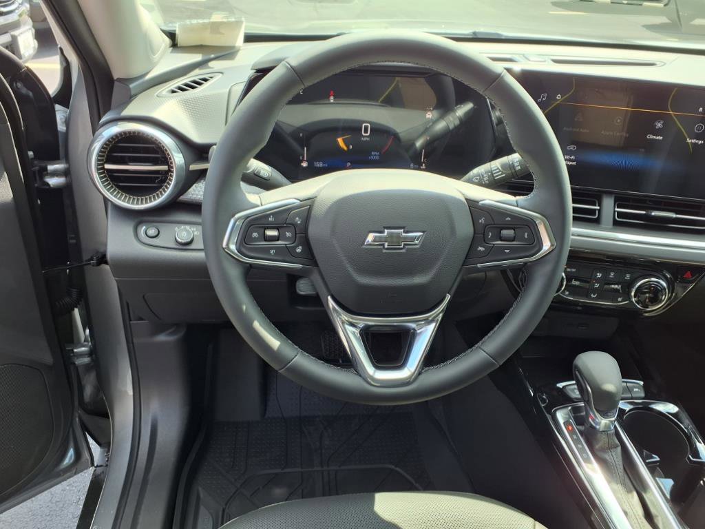 2025 Chevrolet Trax ACTIV photo 5