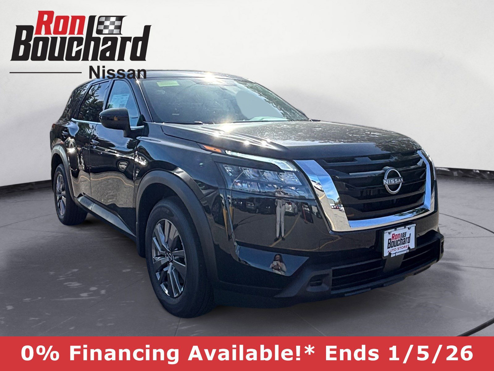 2025 Nissan Pathfinder S's photo