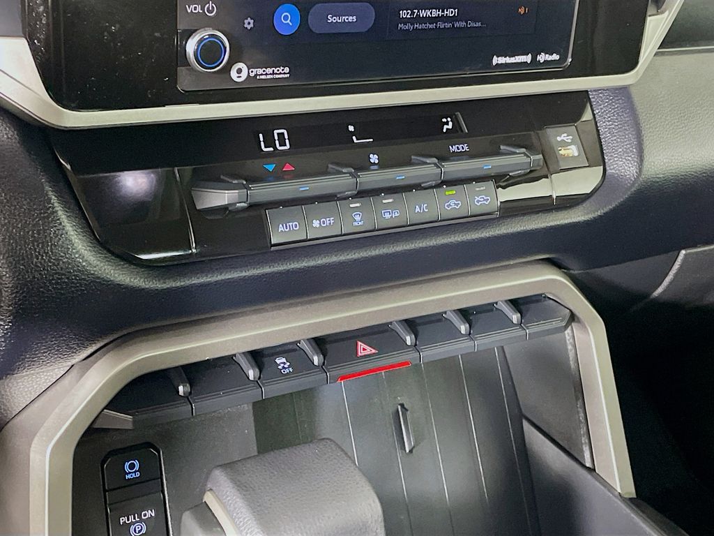2024 Toyota Tundra SR5 photo 14