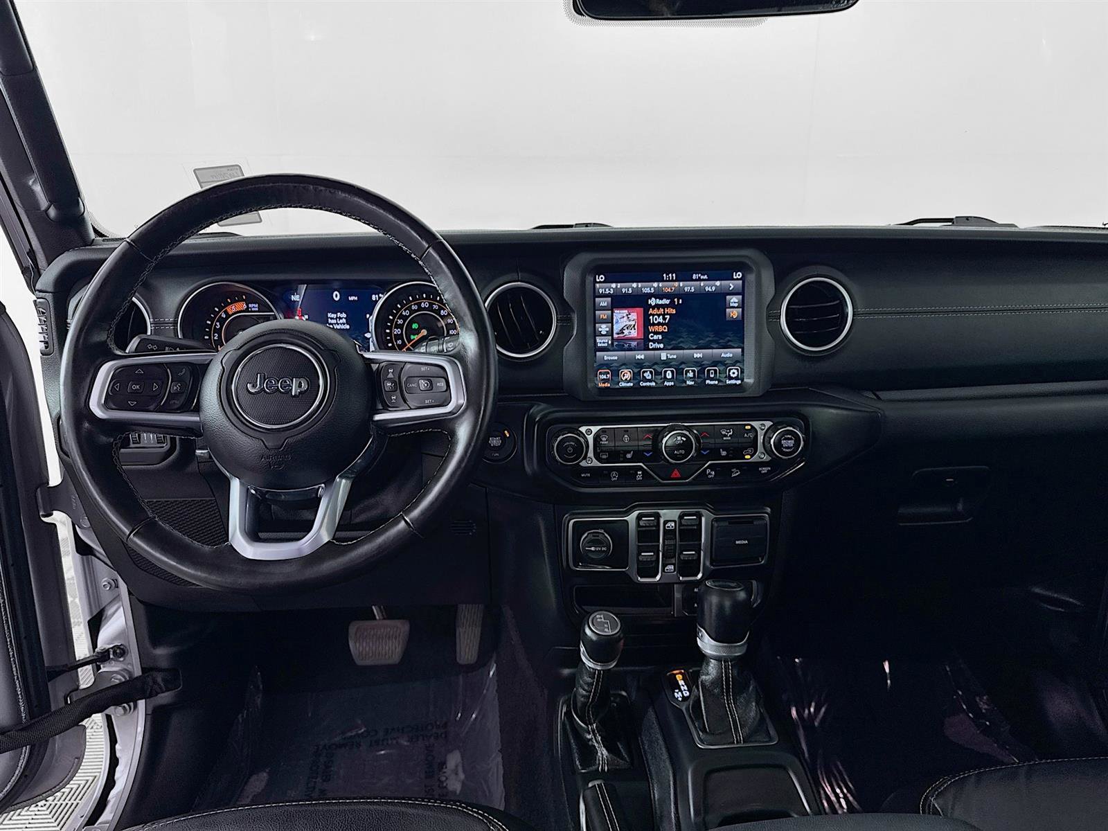 2020 Jeep Wrangler Unlimited Sahara photo 21