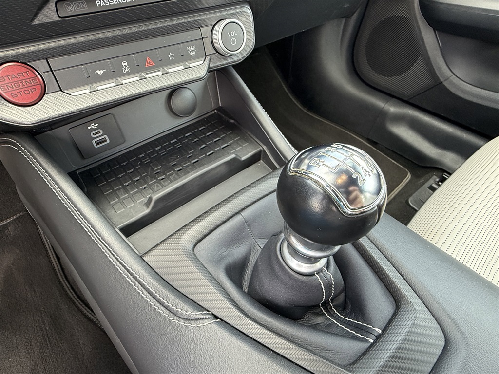 2024 Ford Mustang GT Premium photo 24
