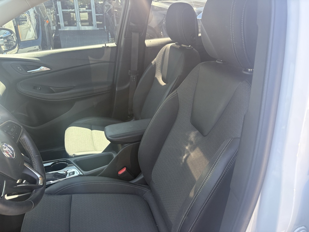 2022 Buick Encore GX Preferred photo 10