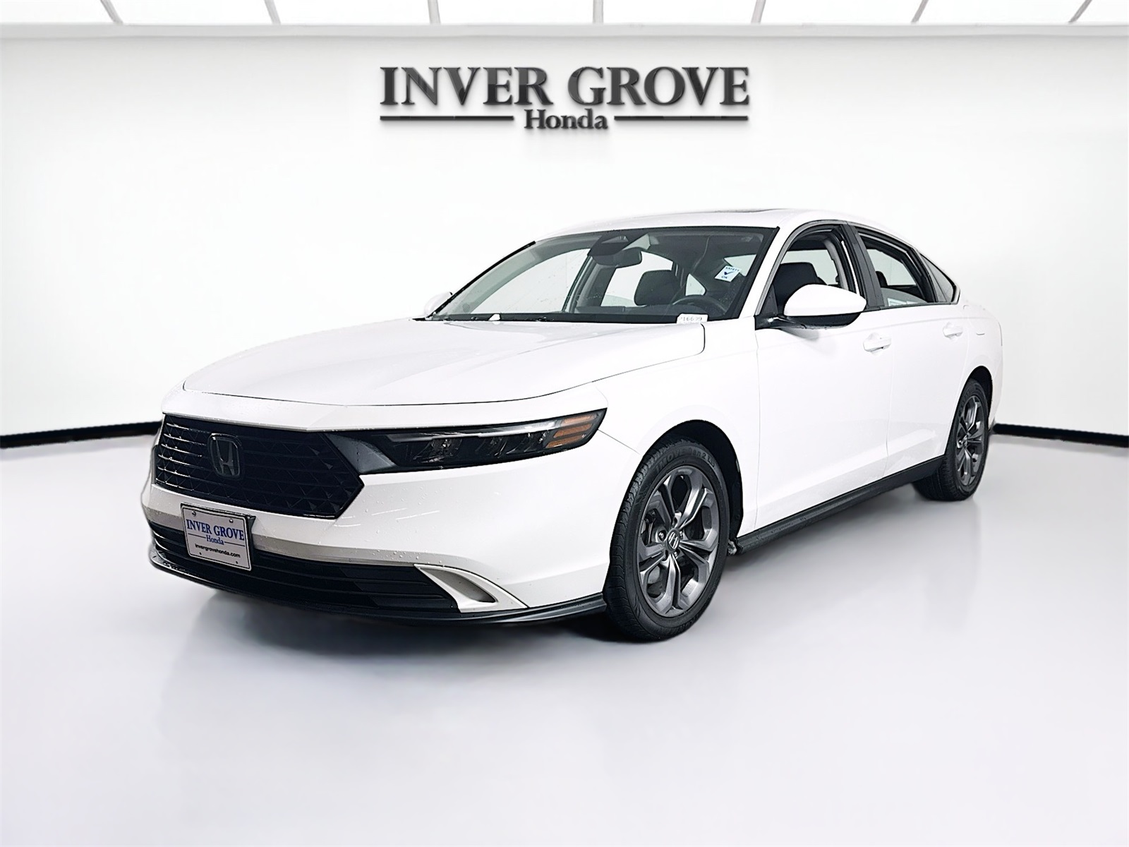 2023 Honda Accord EX's photo