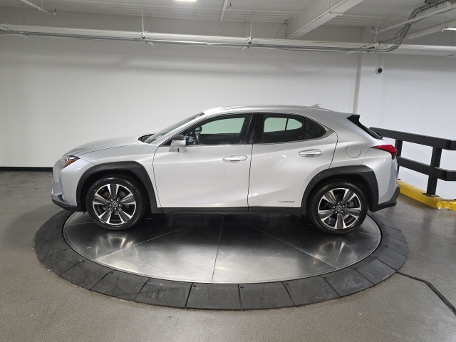 2020 Lexus UX 250h Premium photo 3
