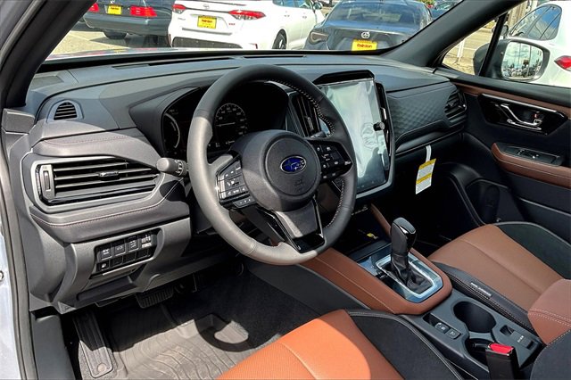 2025 Subaru Forester Touring photo 6