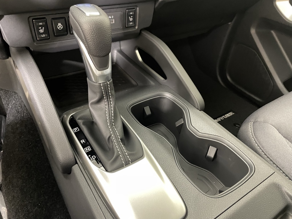 2025 Nissan Frontier Crew Cab SV photo 27