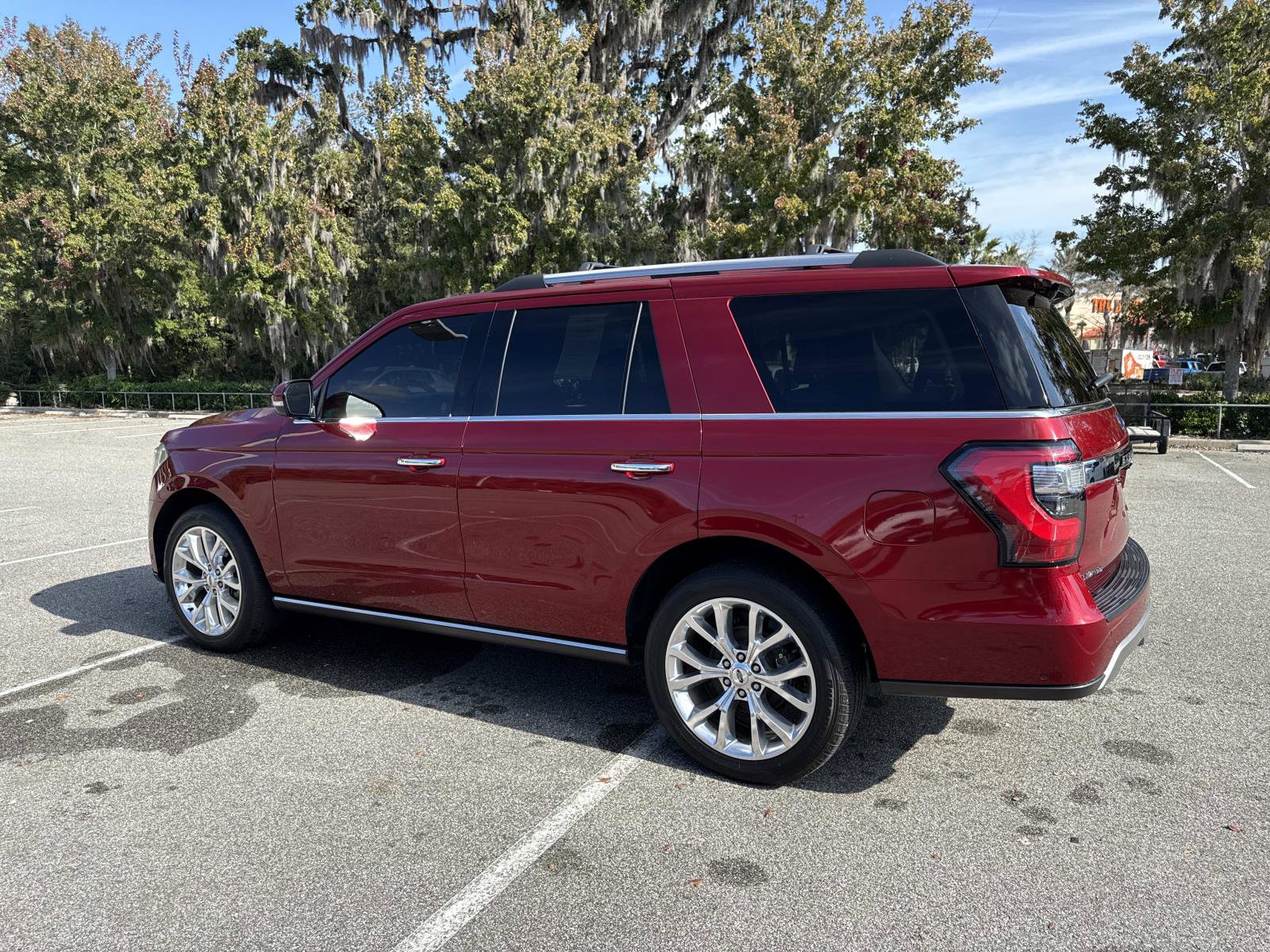2018 Ford Expedition Limited photo 2
