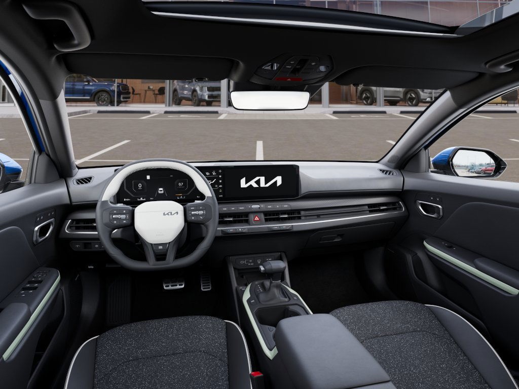 2025 Kia K4 GT-Line photo 13