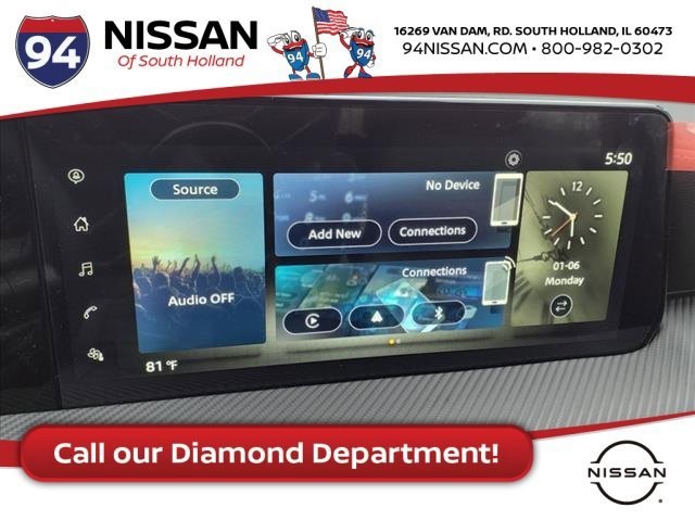2025 Nissan Kicks SR photo 10