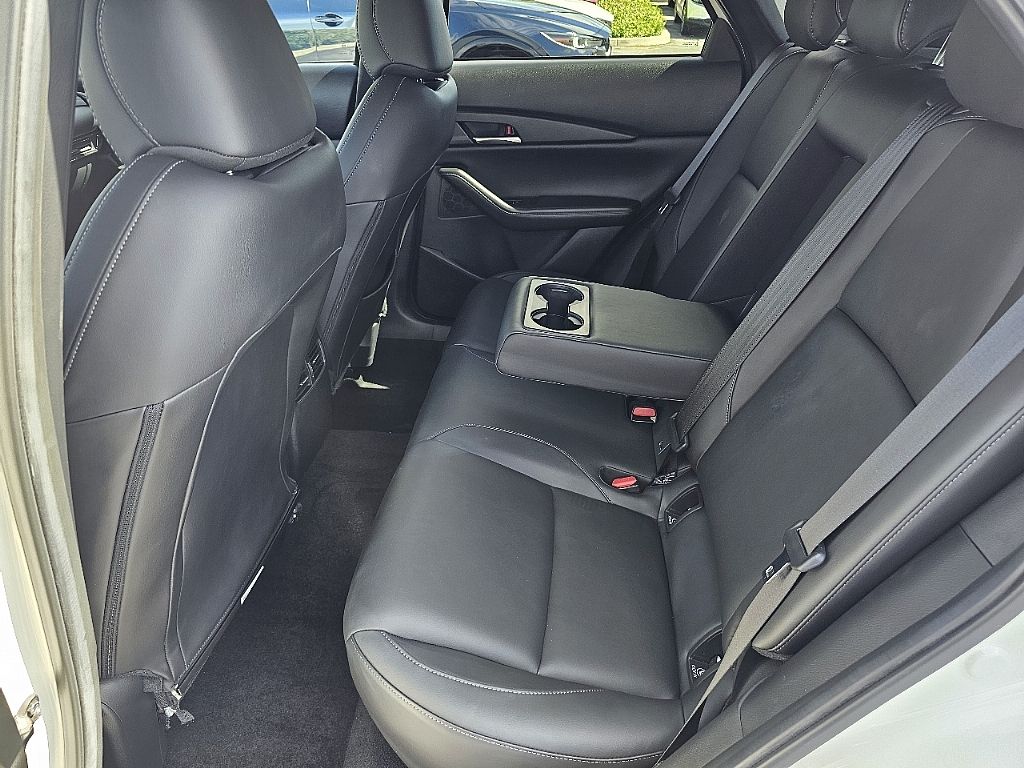 2025 Mazda CX-30 2.5 S Preferred photo 18