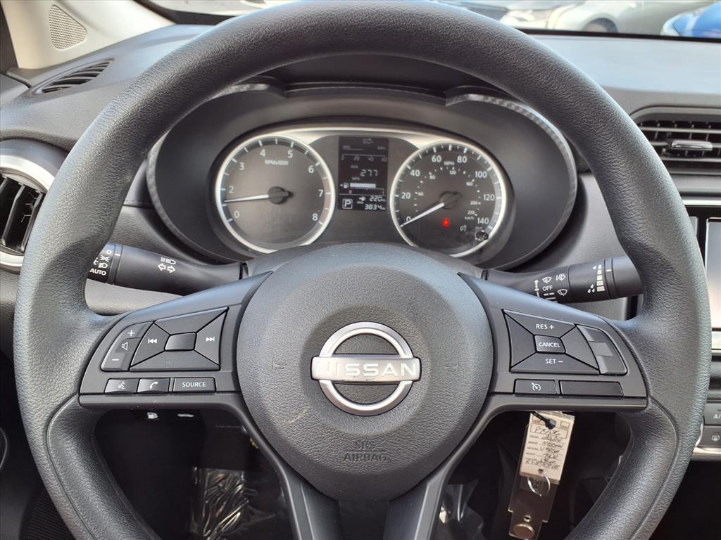 2024 Nissan Versa 1.6 S photo 2