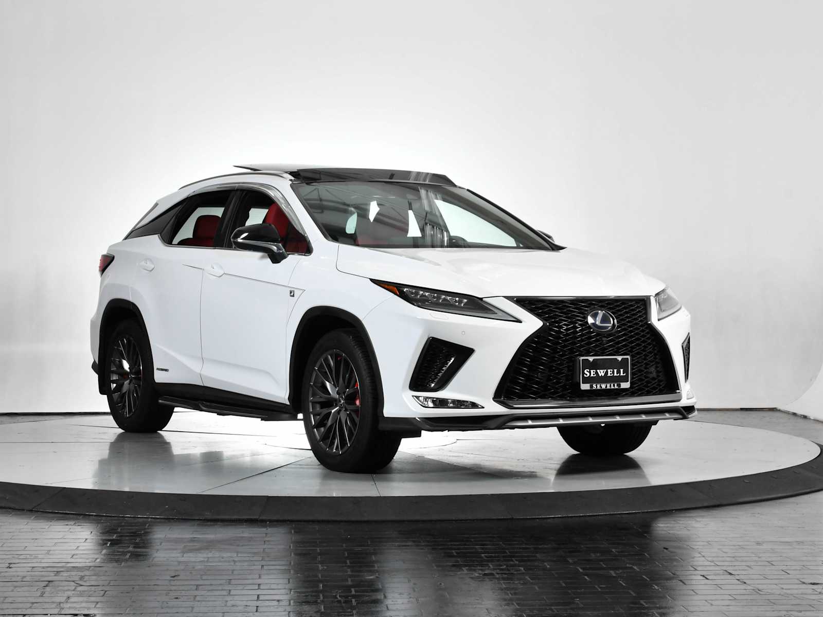Image 8 of Certified Pre-Owned 2022 Lexus RXh F SPORT Handling