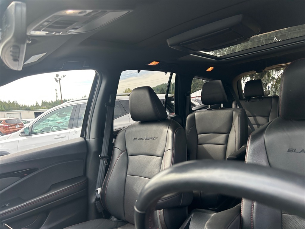 2022 Honda Pilot Black Edition photo 24