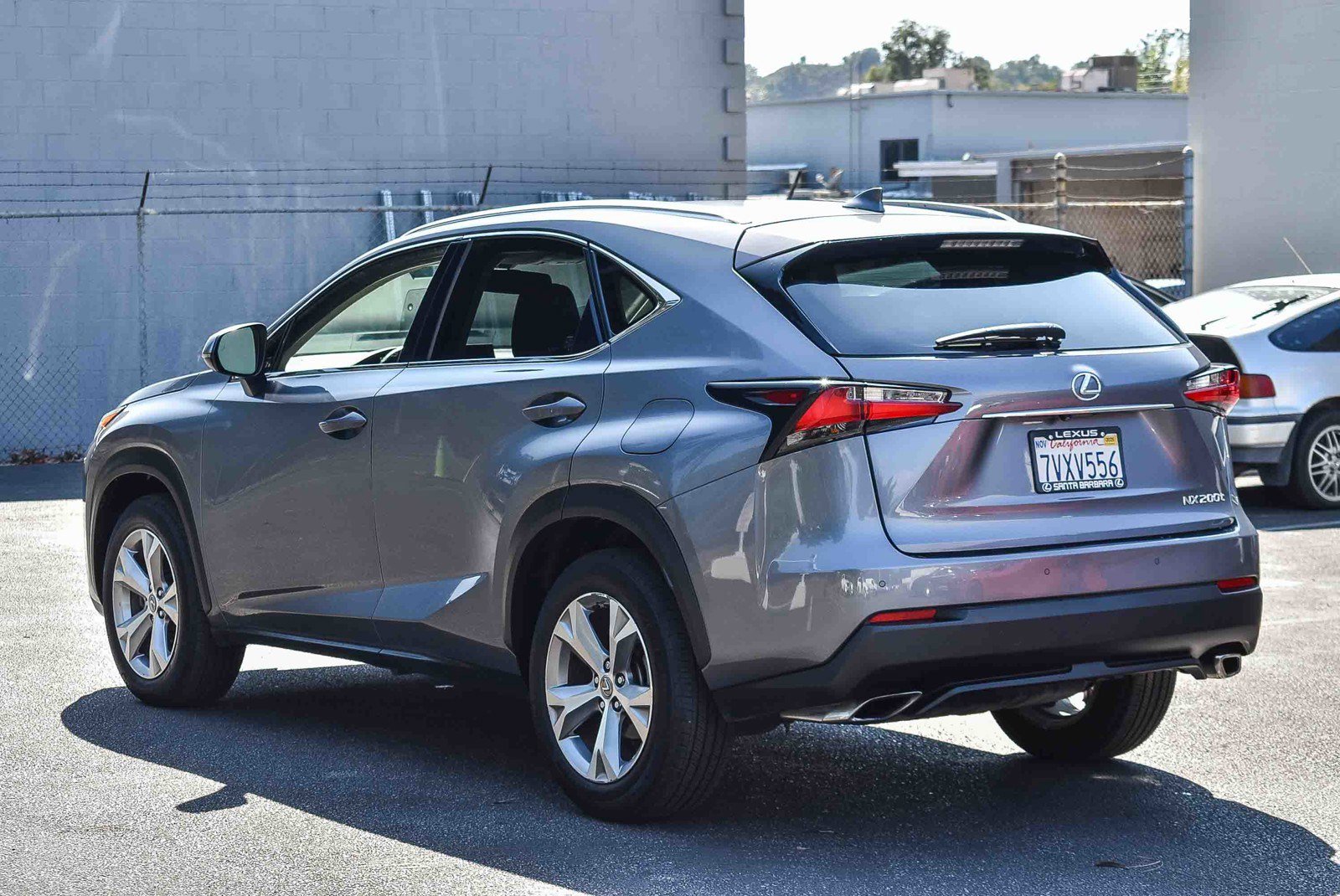 2017 Lexus NX 200t Luxury photo 4