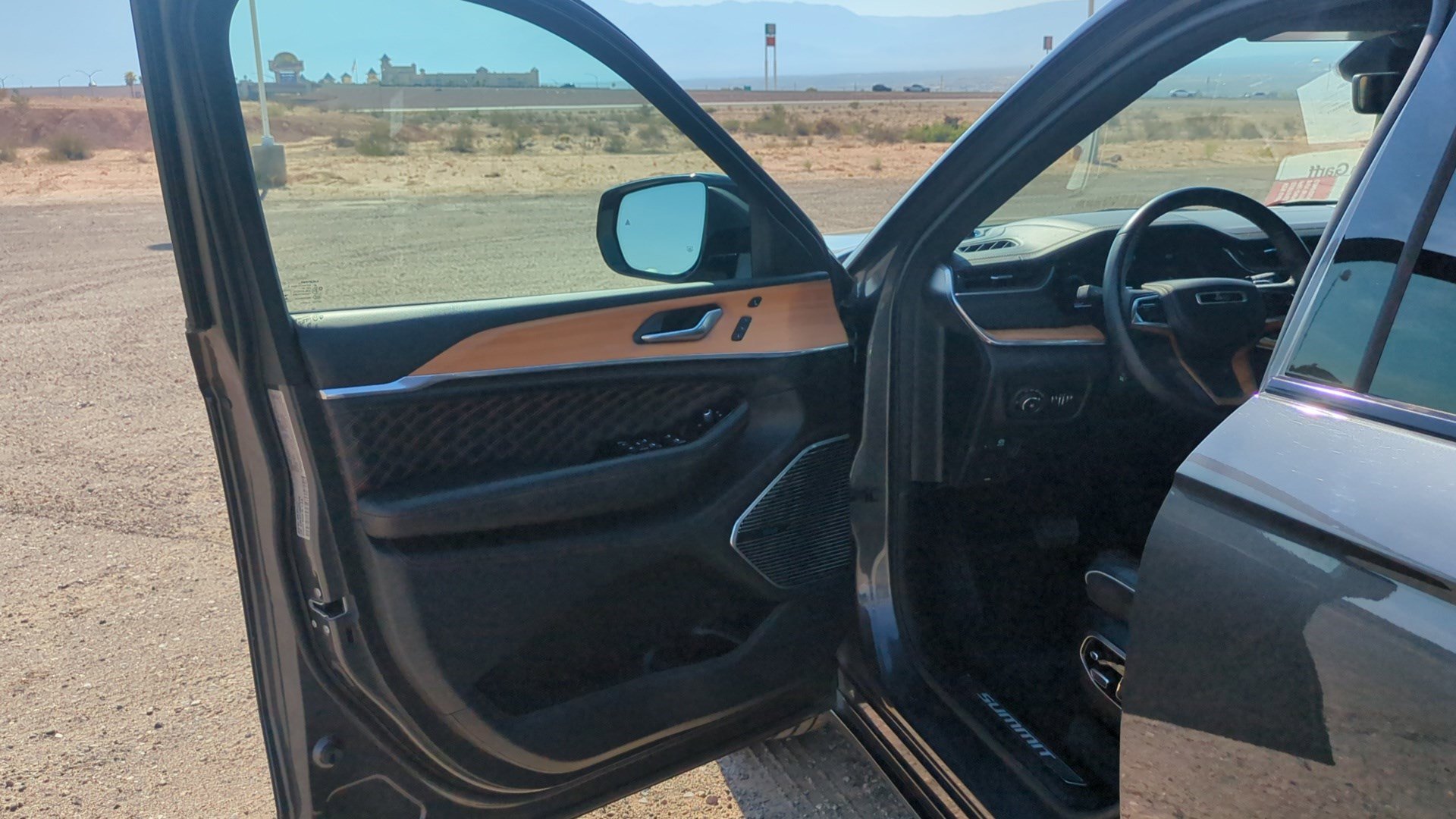 2021 Jeep Grand Cherokee L Summit Reserve photo 11