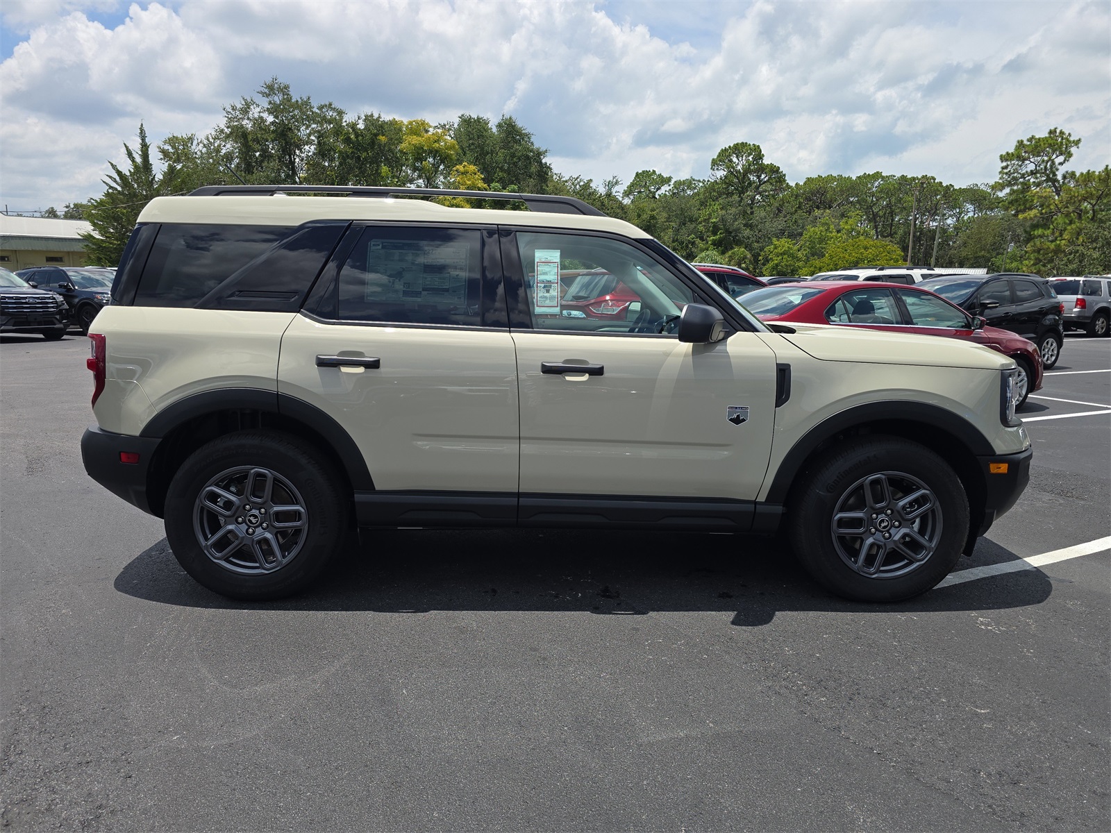 2025 Ford Bronco Sport Big Bend photo 2
