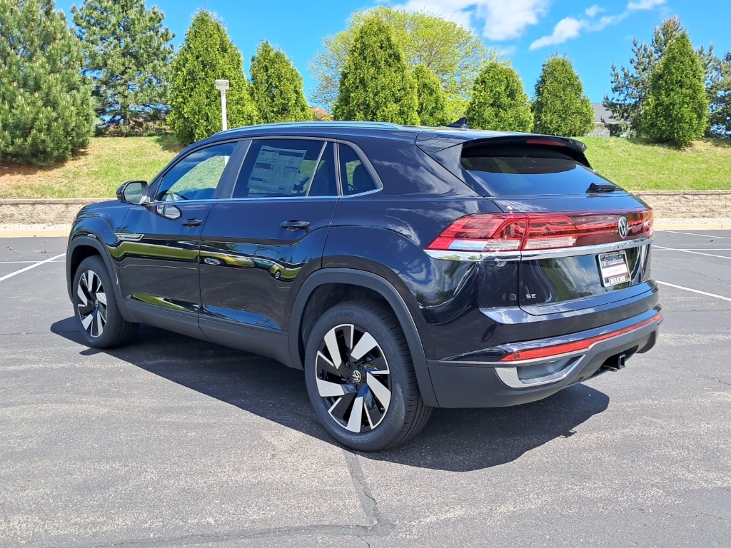 2025 Volkswagen Atlas Cross Sport SE Technology photo 4