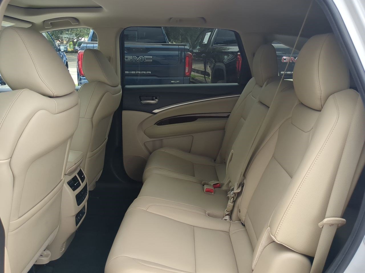 2020 Acura MDX SH-AWD photo 12