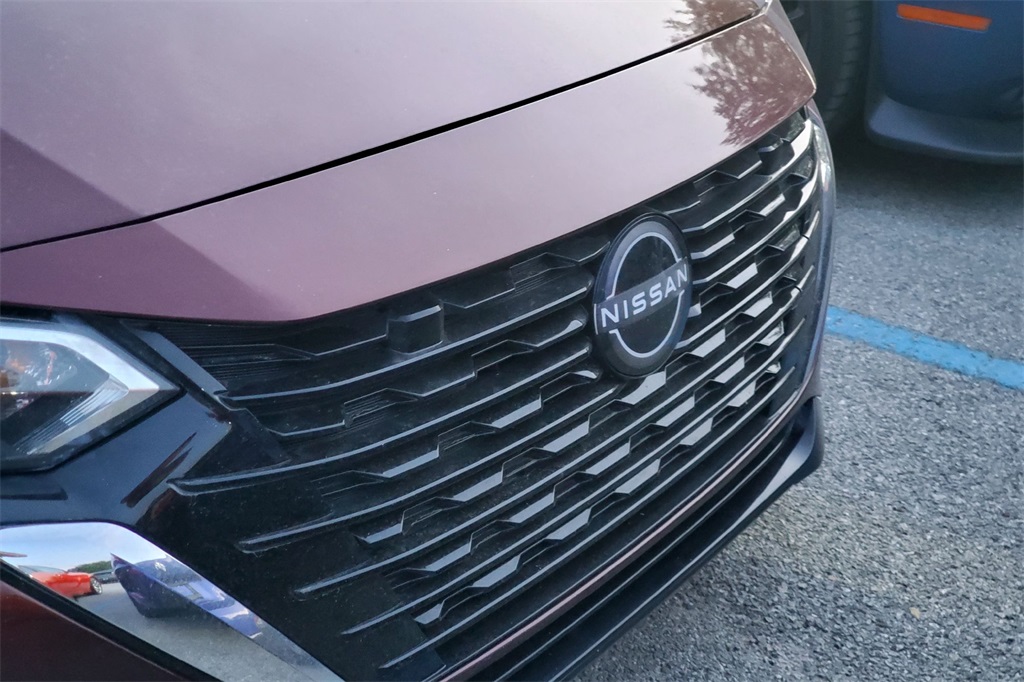 2025 Nissan Sentra SV photo 3