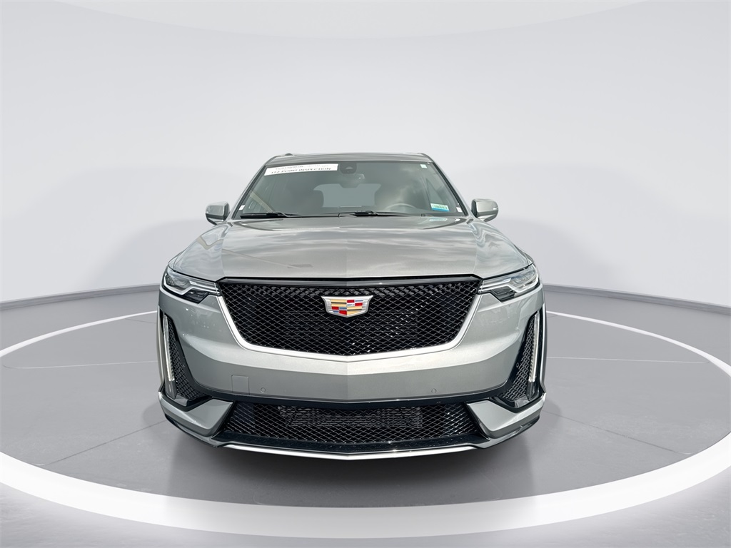 2024 Cadillac XT6 Sport photo 3