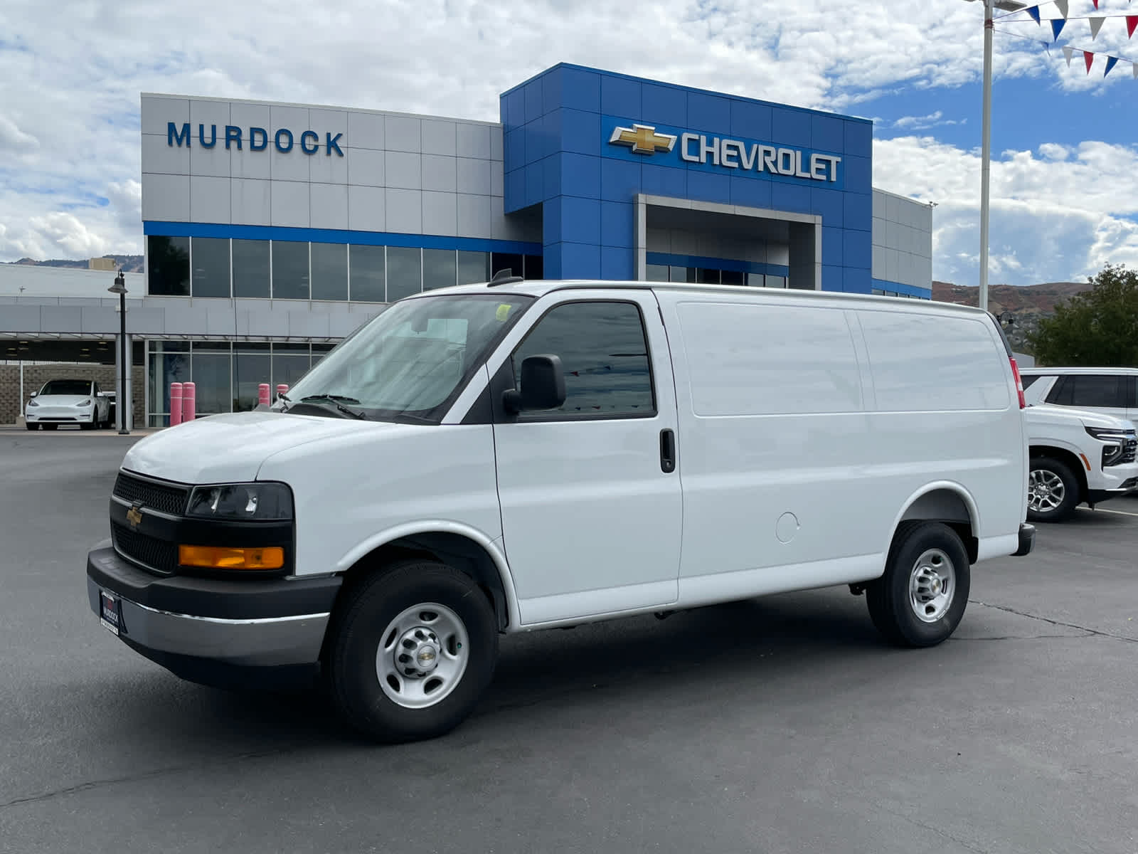 2025 Chevrolet Express Cargo Work Van's photo