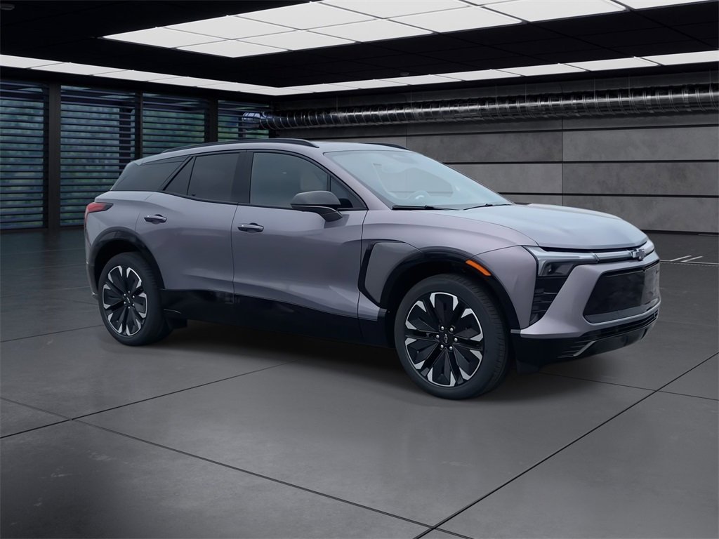 2025 Chevrolet Blazer EV RS photo 2