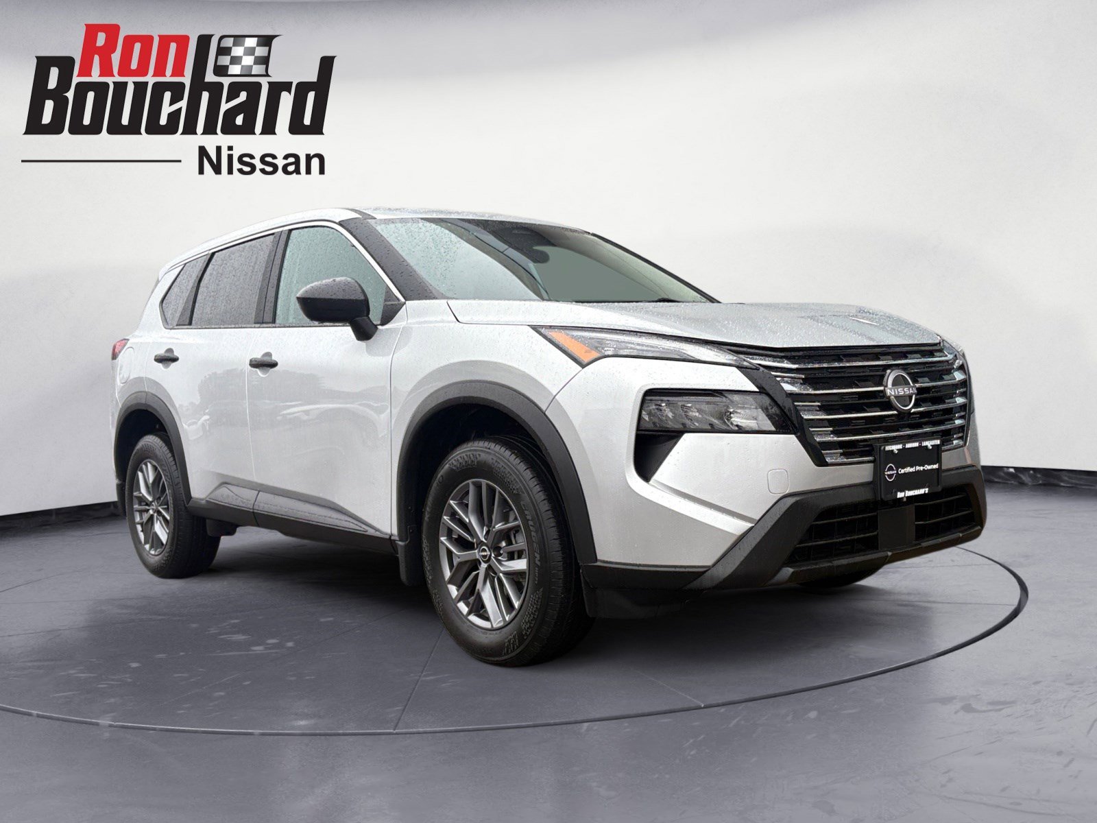 2024 Nissan Rogue S's photo