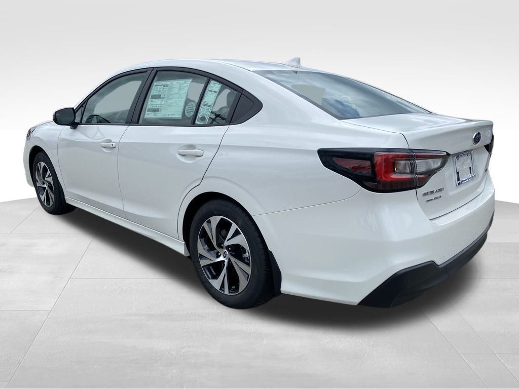 2025 Subaru Legacy Premium photo 4