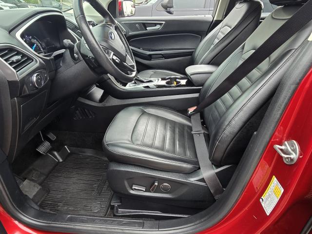 2018 Ford Edge SEL photo 10