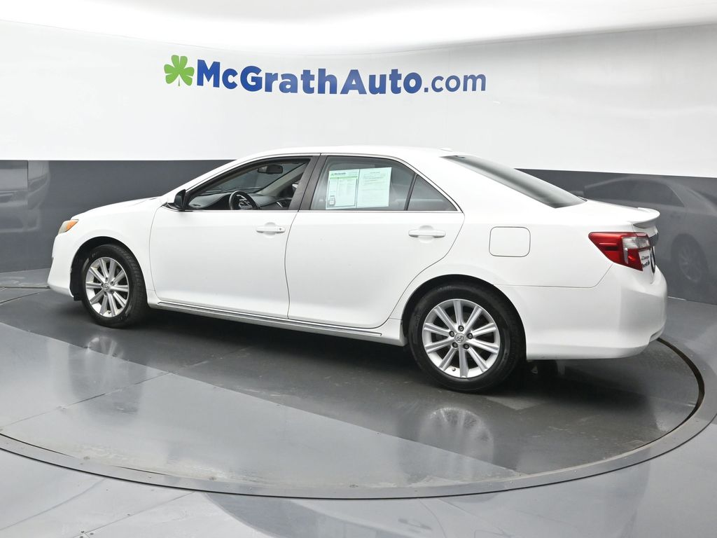 2013 Toyota Camry L photo 17