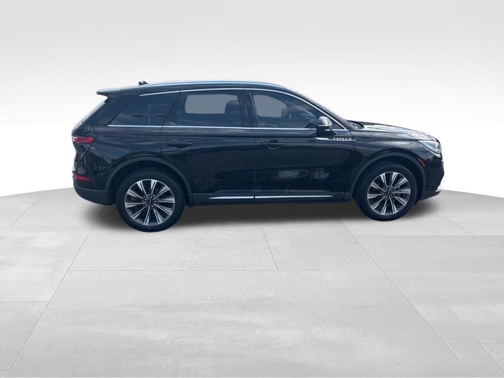 2022 Lincoln Corsair Reserve photo 6