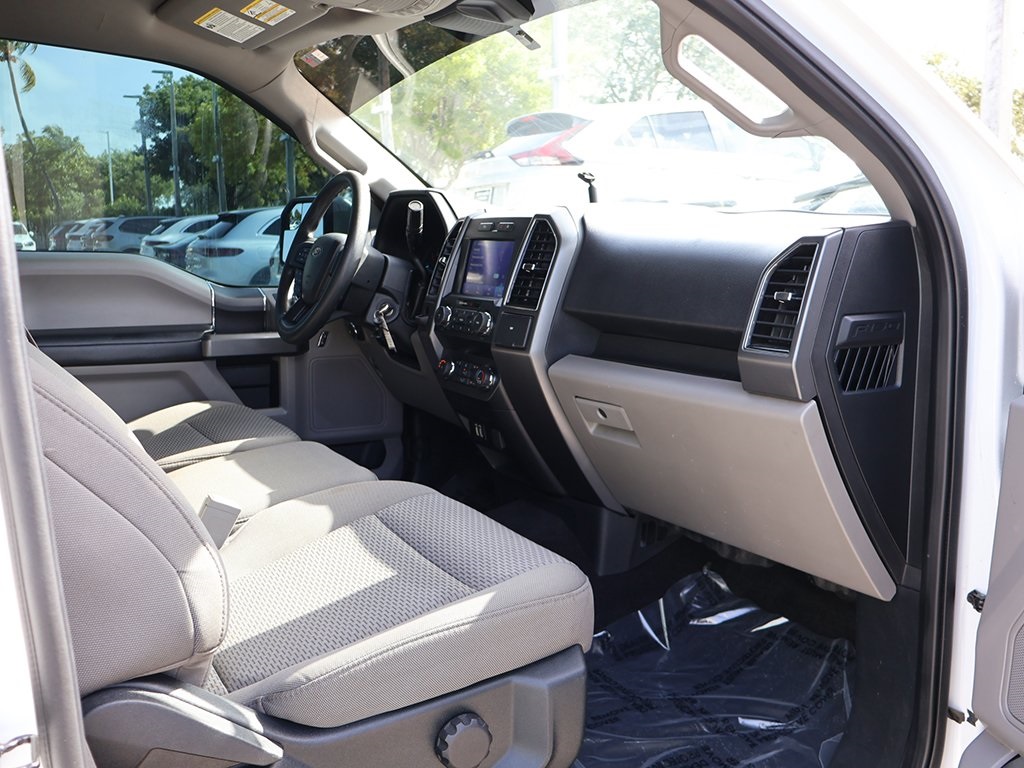2020 Ford F-150 XLT photo 17