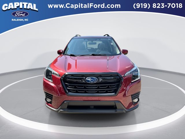 2022 Subaru Forester Premium photo 3