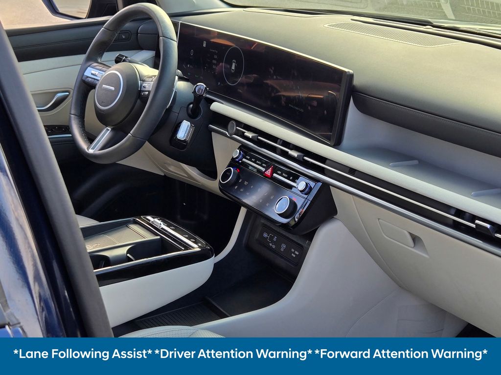 2025 Hyundai Tucson Hybrid Limited photo 3