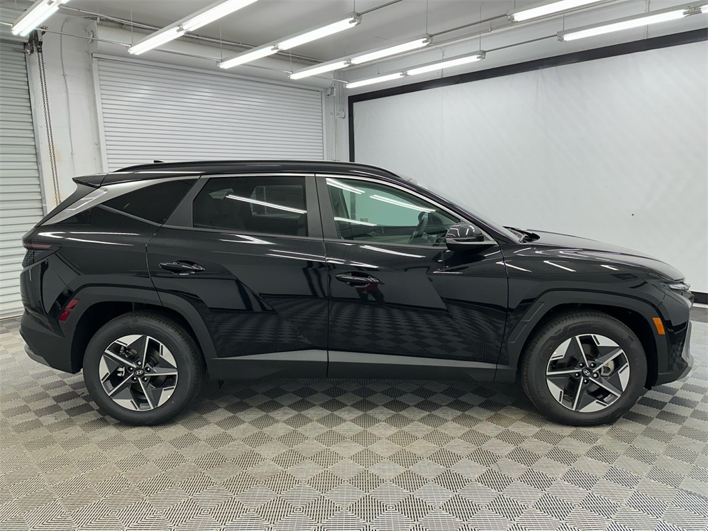 2025 Hyundai Tucson SEL photo 6