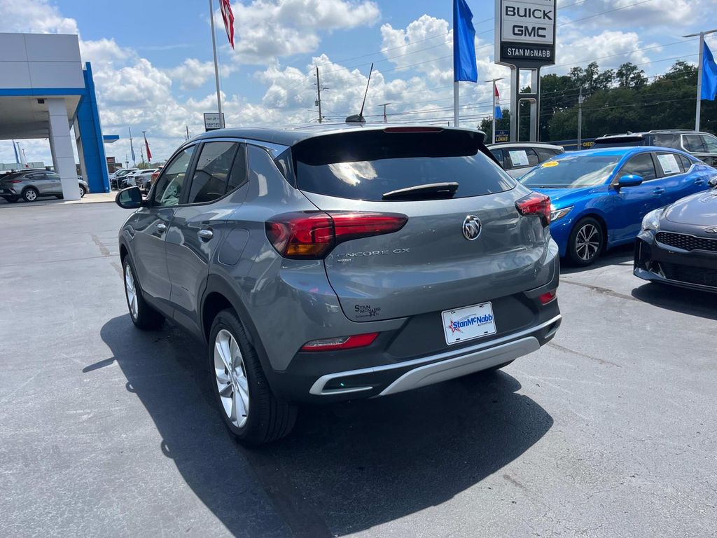 2022 Buick Encore GX Preferred photo 2
