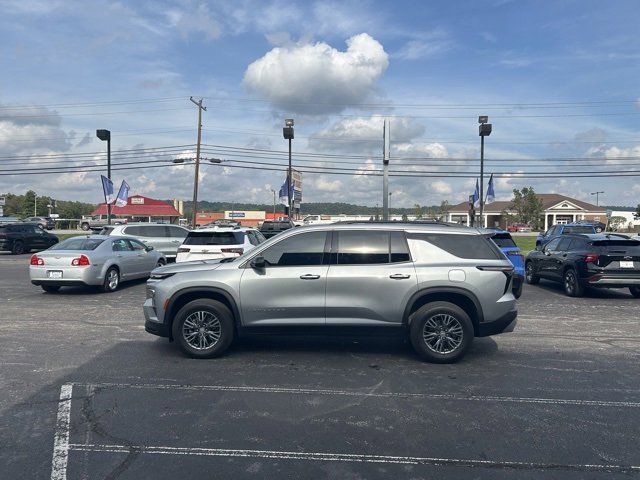 2024 Chevrolet Traverse photo 28