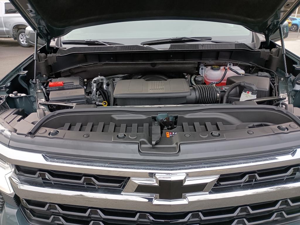 2025 Chevrolet Silverado 1500 LT photo 20