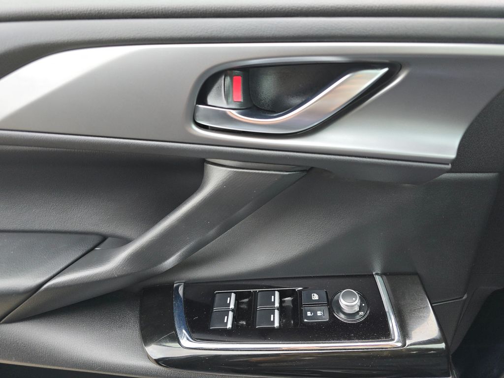 2023 Mazda CX-9 Touring photo 22