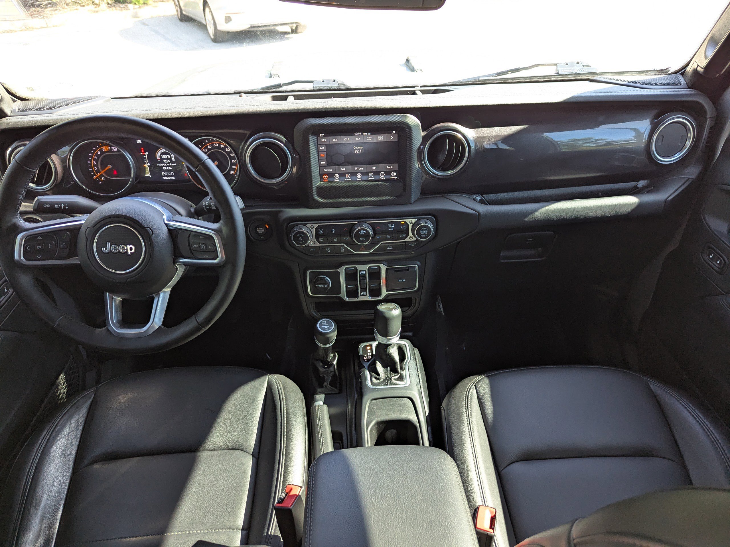 2021 Jeep Wrangler Unlimited Sahara Altitude photo 15