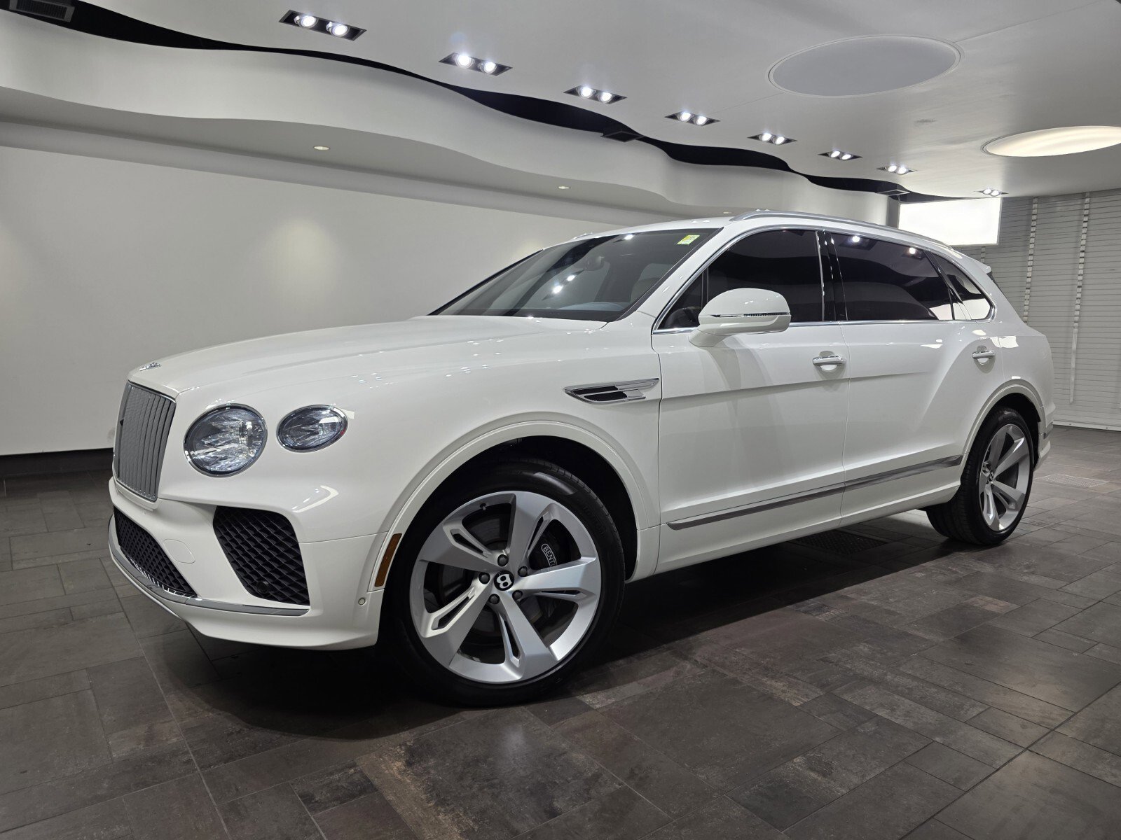 Pre-Owned 2023 Bentley Bentayga EWB V8 Sport Utility in West Palm