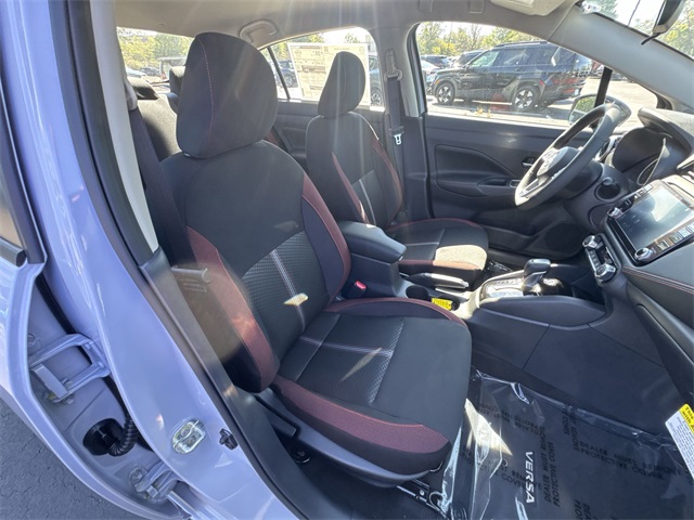 2025 Nissan Versa 1.6 SR photo 22