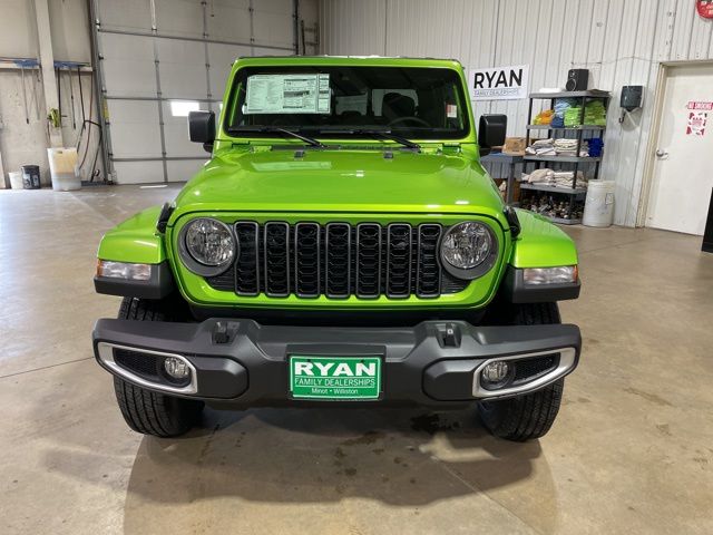 2025 Jeep Gladiator Sport S photo 4