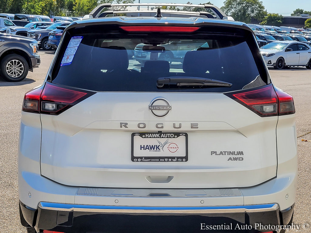 2025 Nissan Rogue Platinum photo 5
