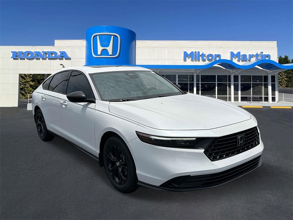 2025 Honda Accord SE's photo