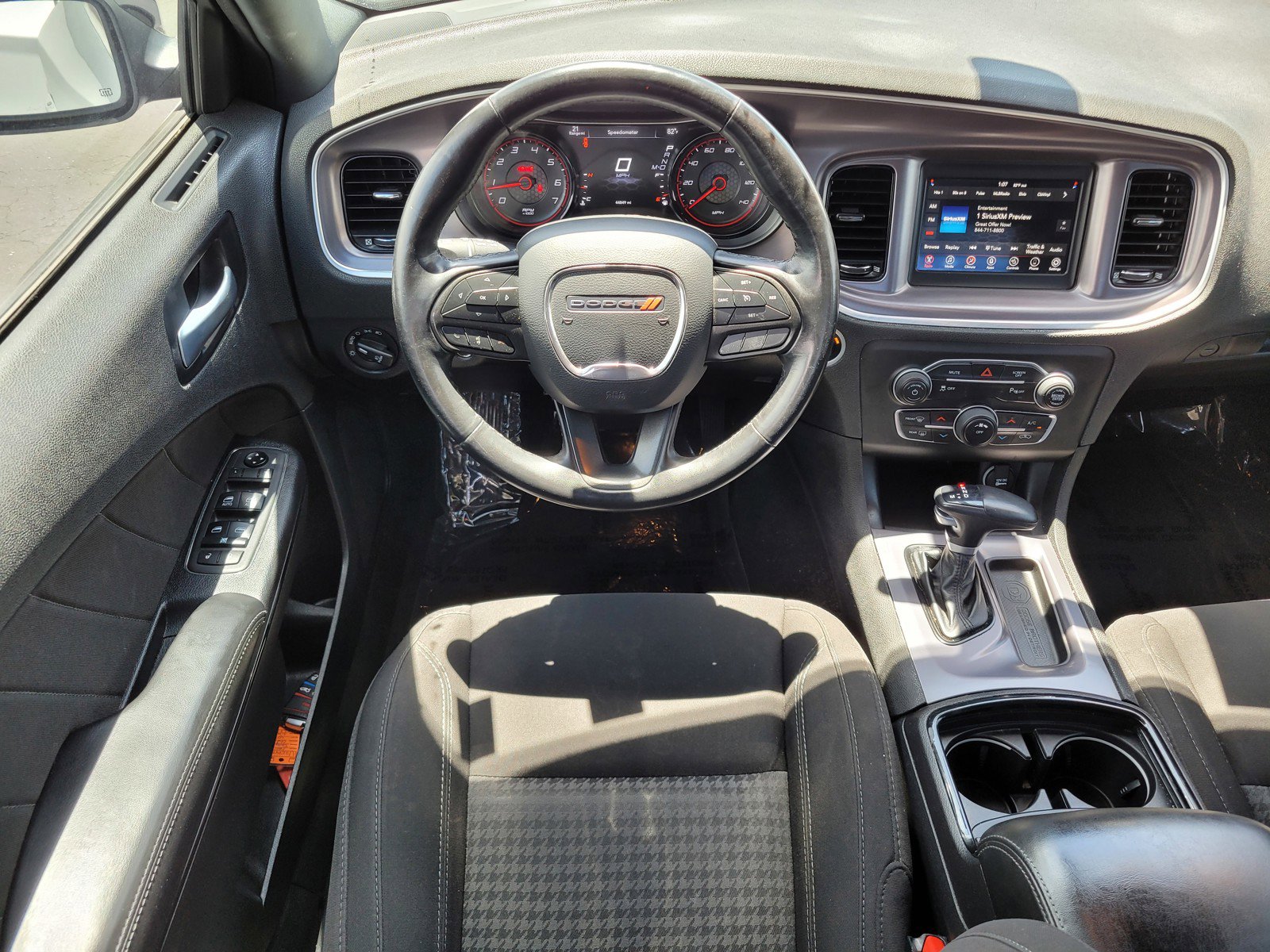 2021 Dodge Charger SXT photo 11