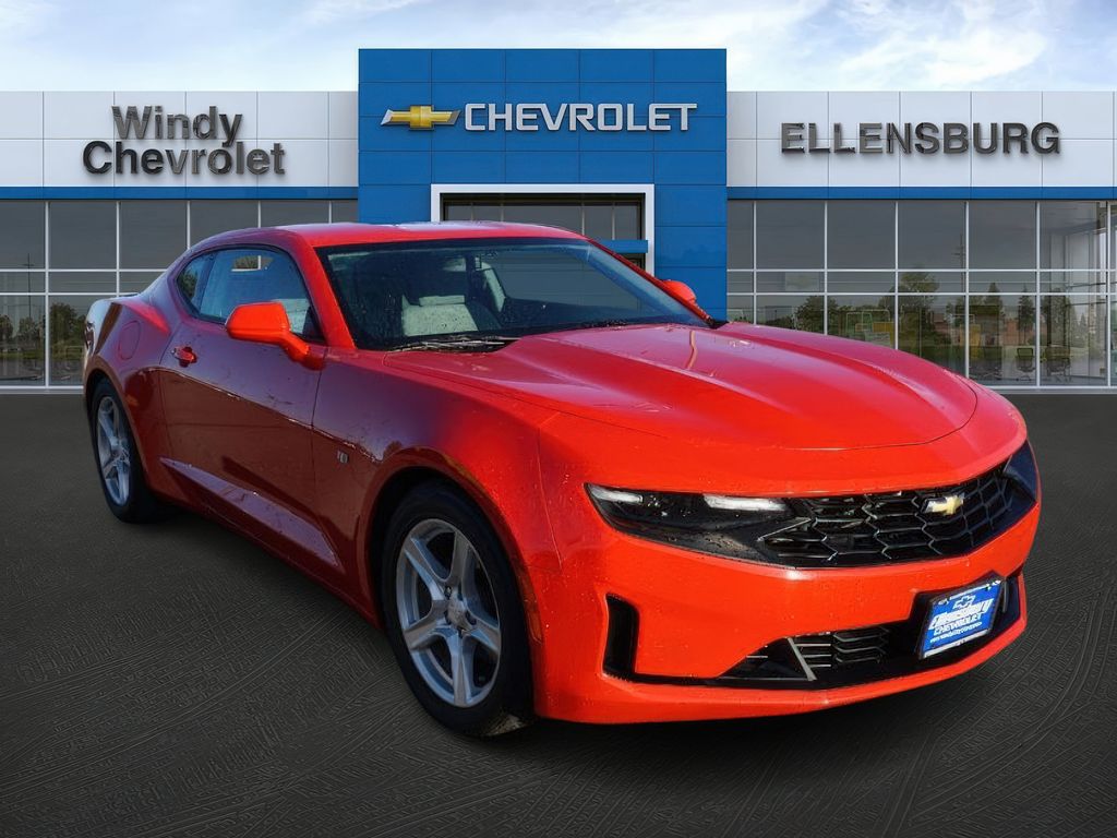 2023 Chevrolet Camaro 1LT's photo