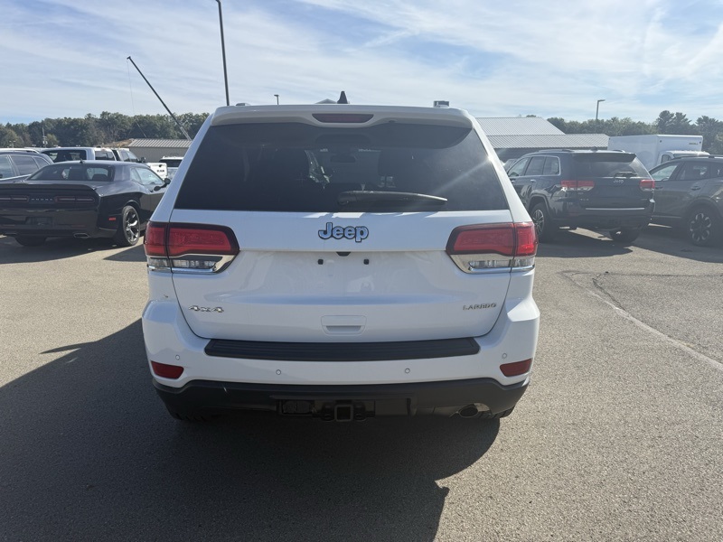 2021 Jeep Grand Cherokee Laredo E photo 7