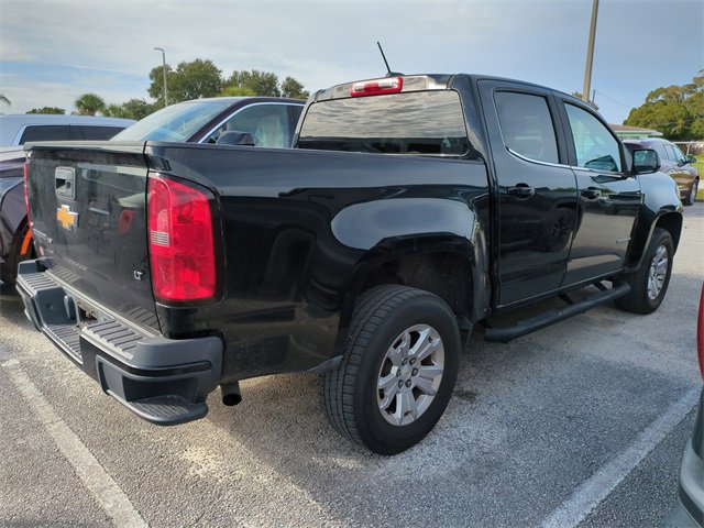 2018 Chevrolet Colorado LT photo 2